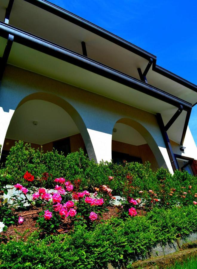 Le Grigne Guesthouse - The Garden Oliveto Lario Екстериор снимка